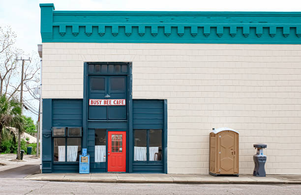 Best Portable toilet rental cost  in Edwardsville, PA